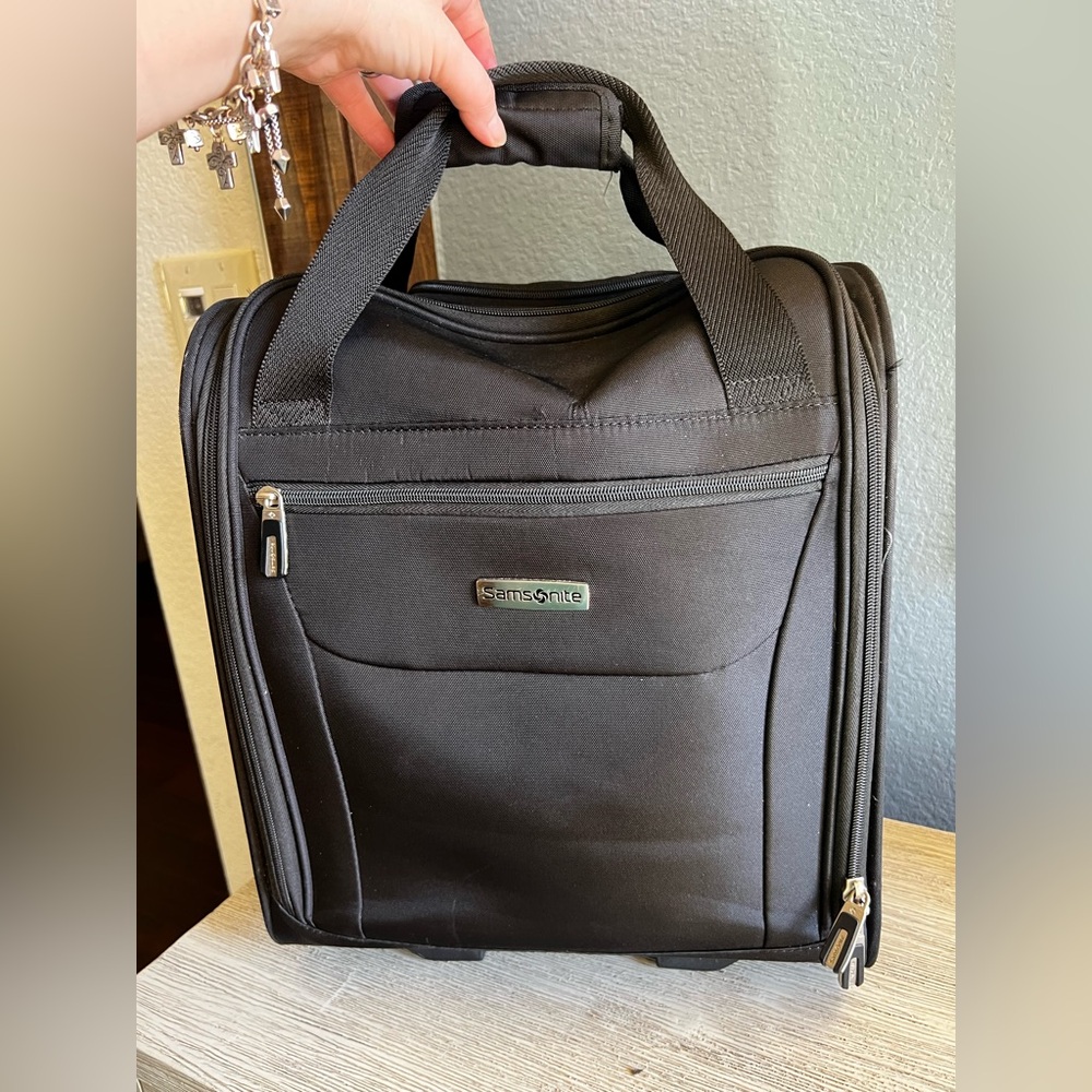 Samsonite Black Compact Rolling Bag - image 7